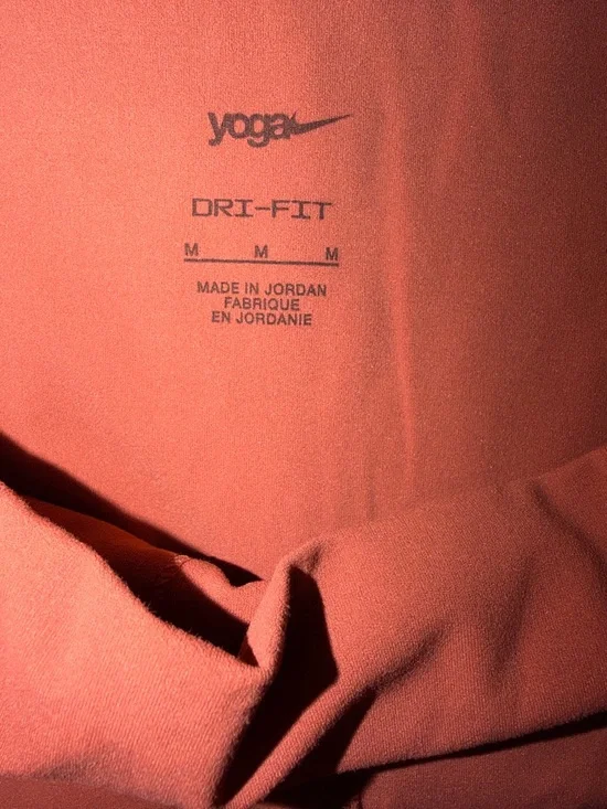 Nike Yoga Luxe High-Rise Women’s Bike Shorts - Rust - Picture 7 of 7